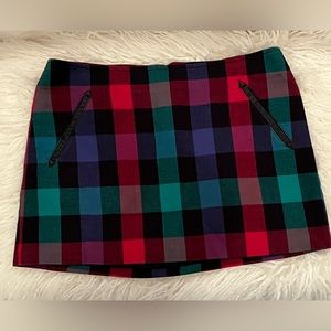 🤍 BCBGeneration 🤍 plaid multicolor mini skirt w/ welt pocket accents - size 6
